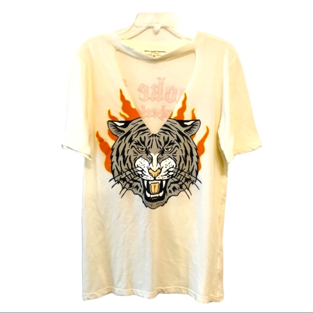 Truly Madly Deeply UO Short Sleeve Graphic T-Shirt